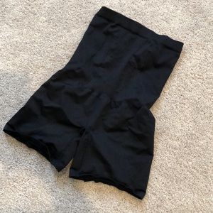 Blanqi Everyday Postpartum Belly Support Girlshort